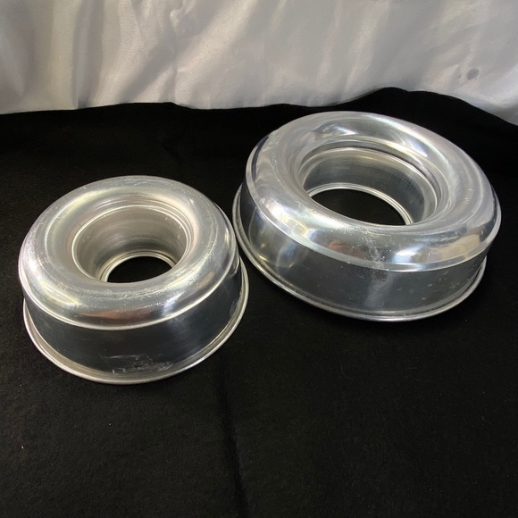 6 for$20♥️ vintage Jell-O molds or maybe you can bake in them - Picture 1 of 4